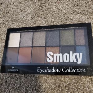 Smoky Eyeshadow Palette